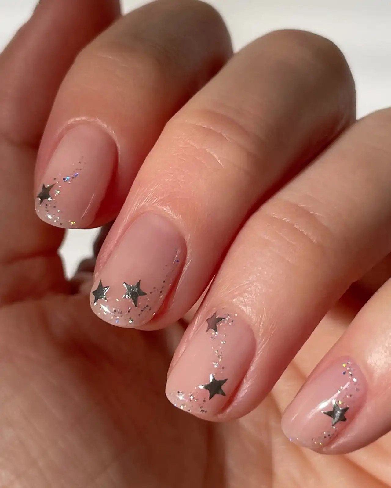 Short Nude Stars and Glitter — Birthday Nails 2027