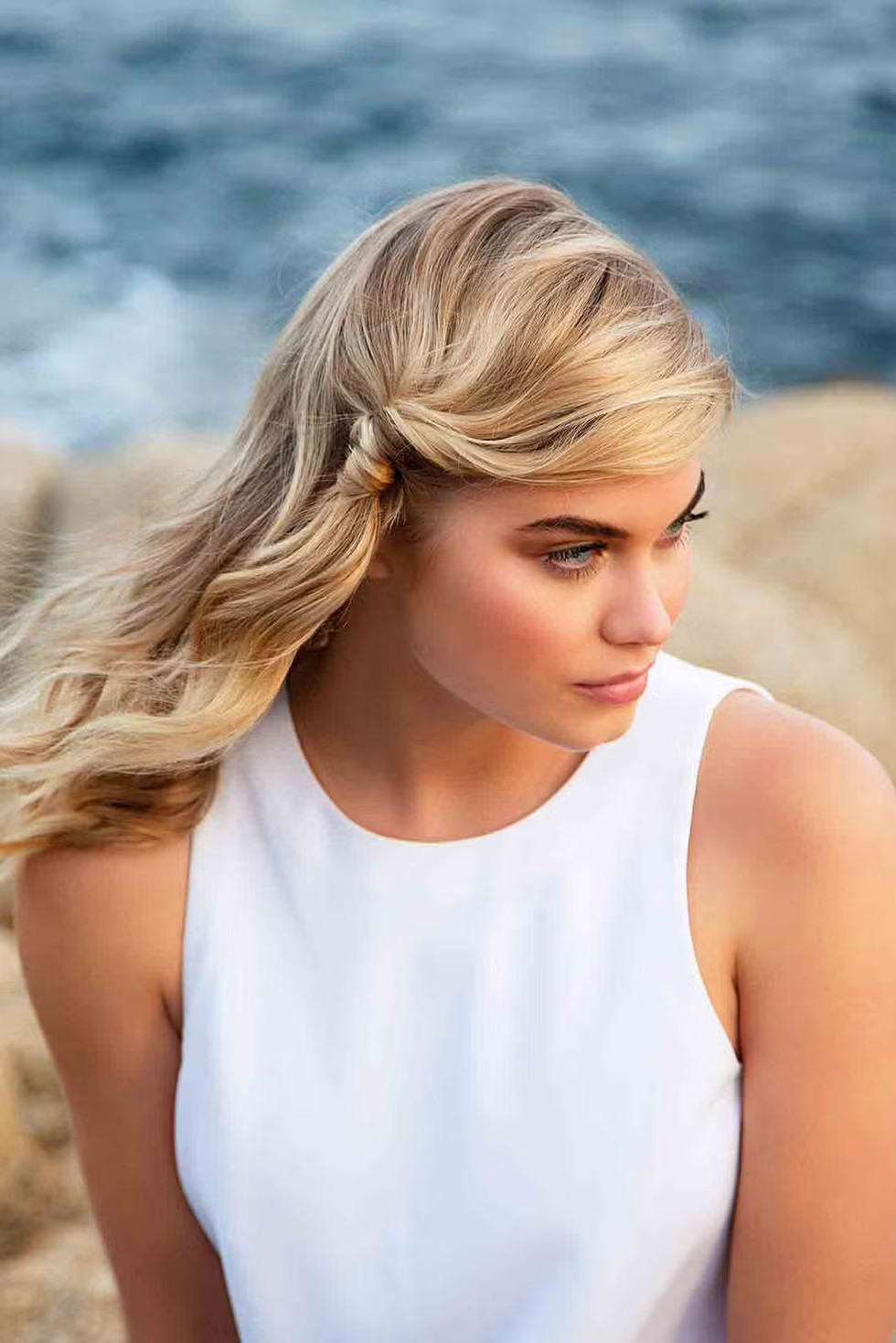 Ash Blonde Twisted Waves Ash Blonde Twisted Waves — Cruise Hairstyles 2027