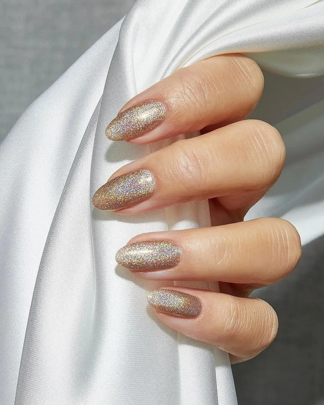 Glitter Visual Idea Glitter Visual Idea — Gold Nails 2027