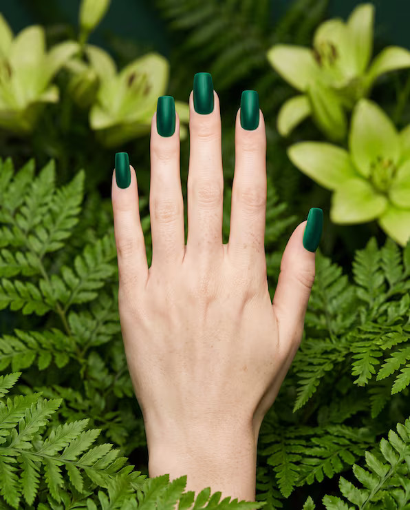 Deep Forest Green Matte Square Nails Deep Forest Green Matte Square Nails — Green Nails 2027