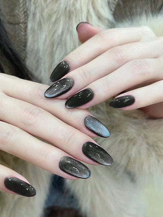 Cat-Eye Visual Idea Cat-Eye Visual Idea — Black Nails 2027