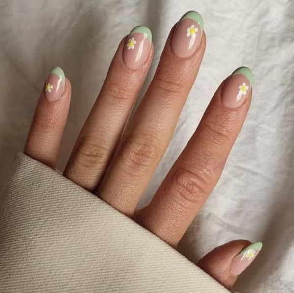 Visual Idea Visual Idea — Short Spring Nails 2027