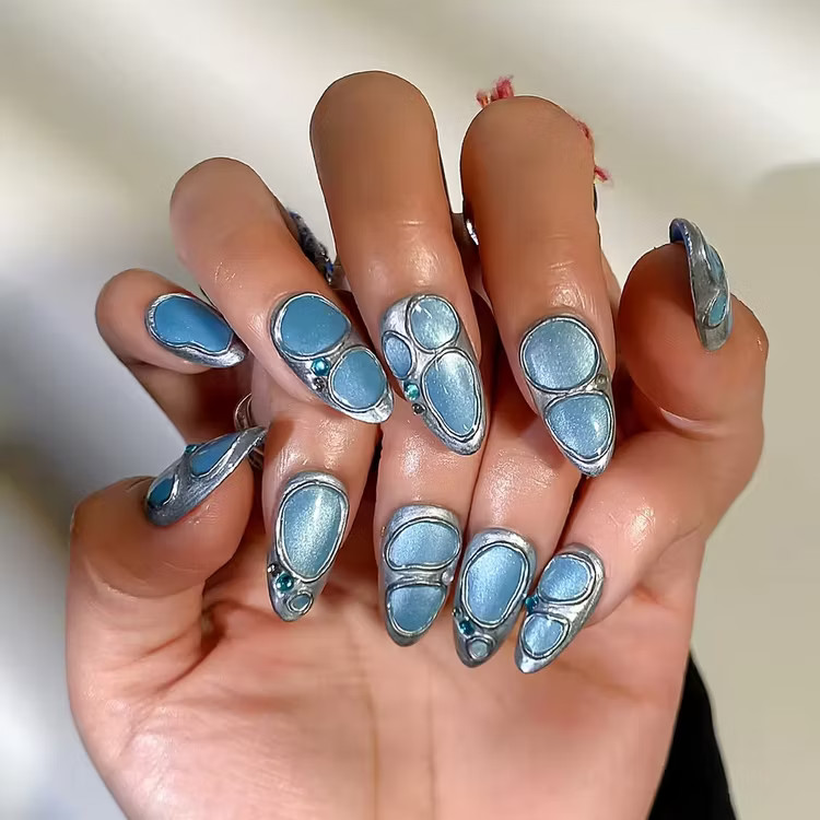 Metallic Glossy Visual Idea Metallic Glossy Visual Idea — Abstract Nails 2027