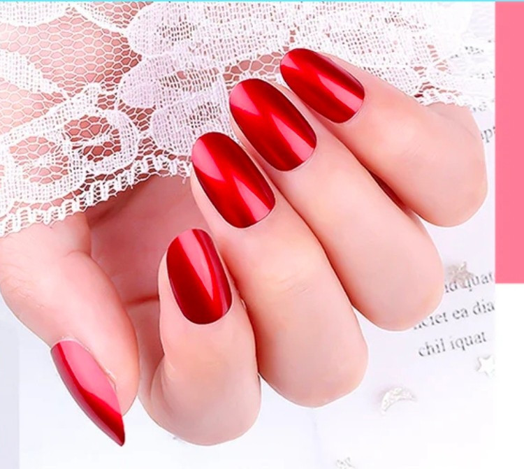 Flawless Vibrant Red Chrome Ovals Flawless Vibrant Red Chrome Ovals — Red Chrome Nails 2027