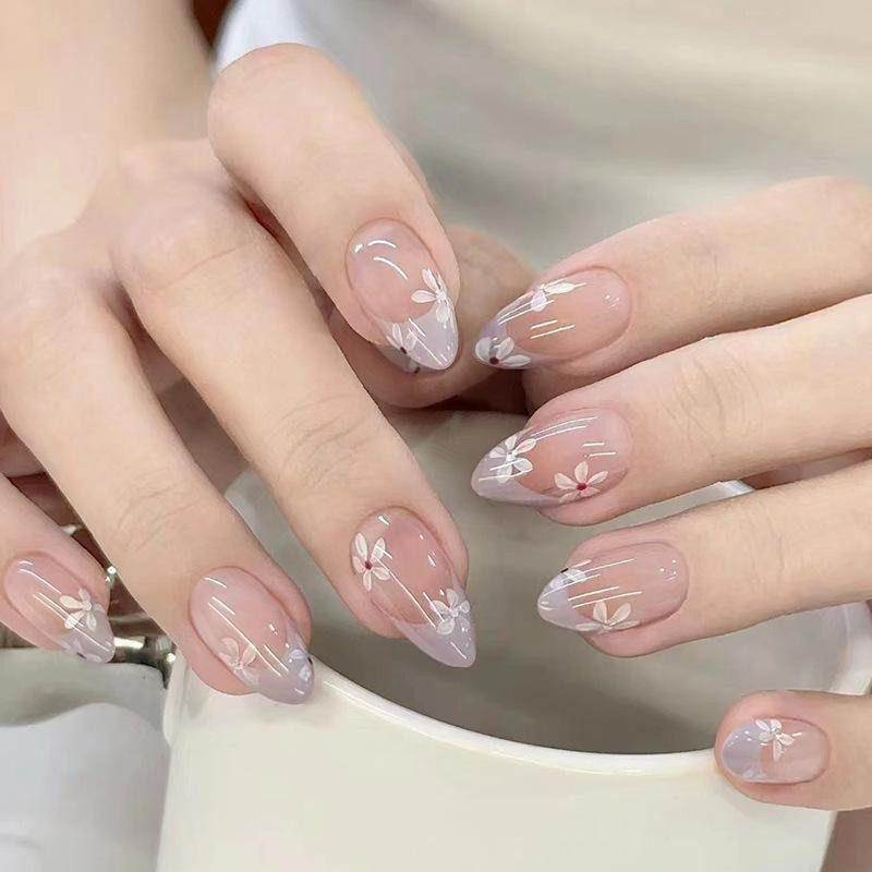 Glossy Visual Idea Glossy Visual Idea — Spring Press On Nails 2027