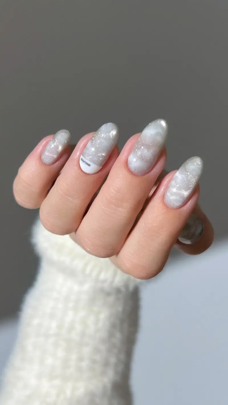 Gray Marbled Milky Nails with Glitter Gray Marbled Milky Nails with Glitter — Winter Gray Nails 2027