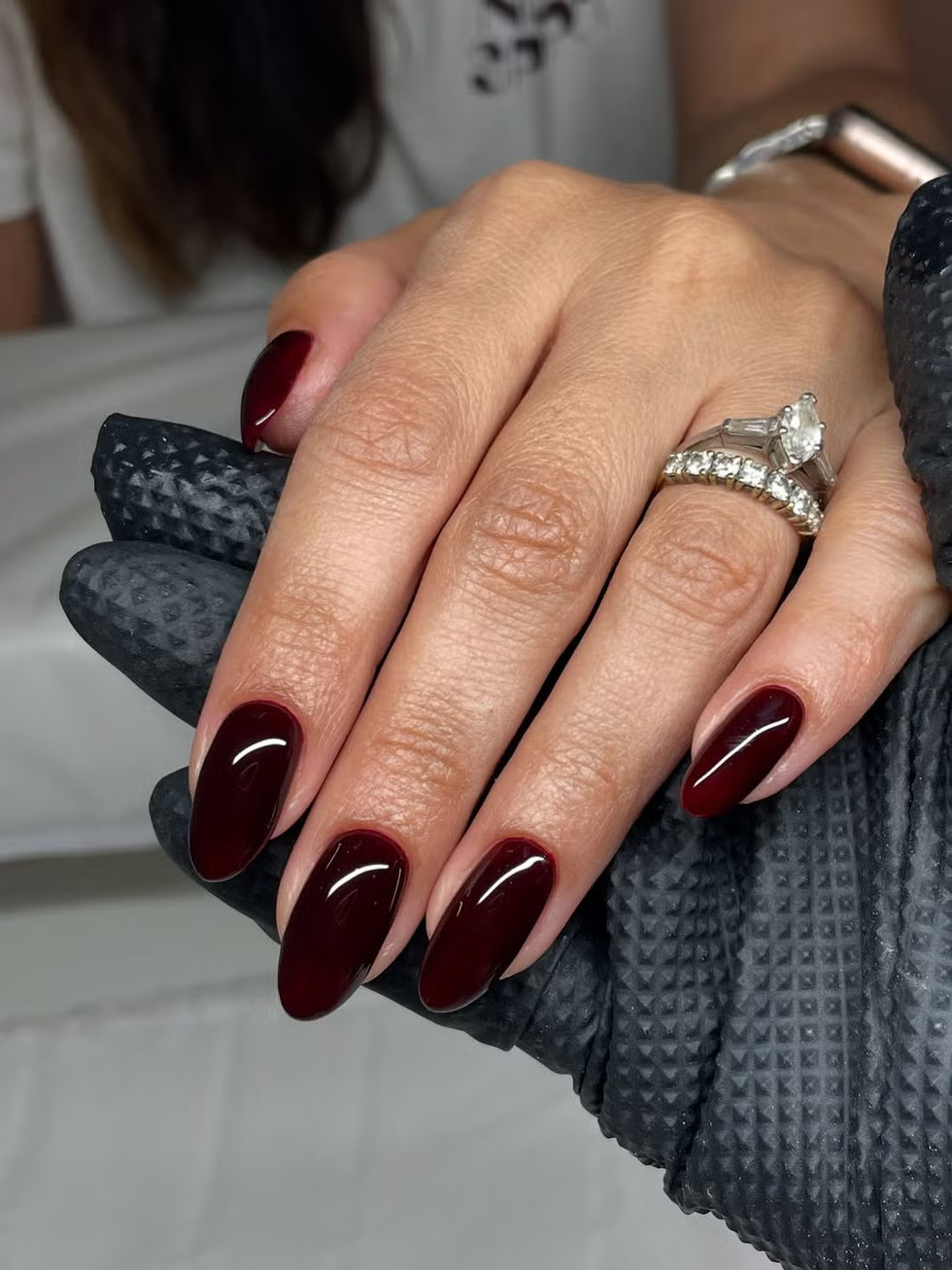 Milky White Iridescent Shimmer Stiletto Nails — Fall to Winter Nails 2026