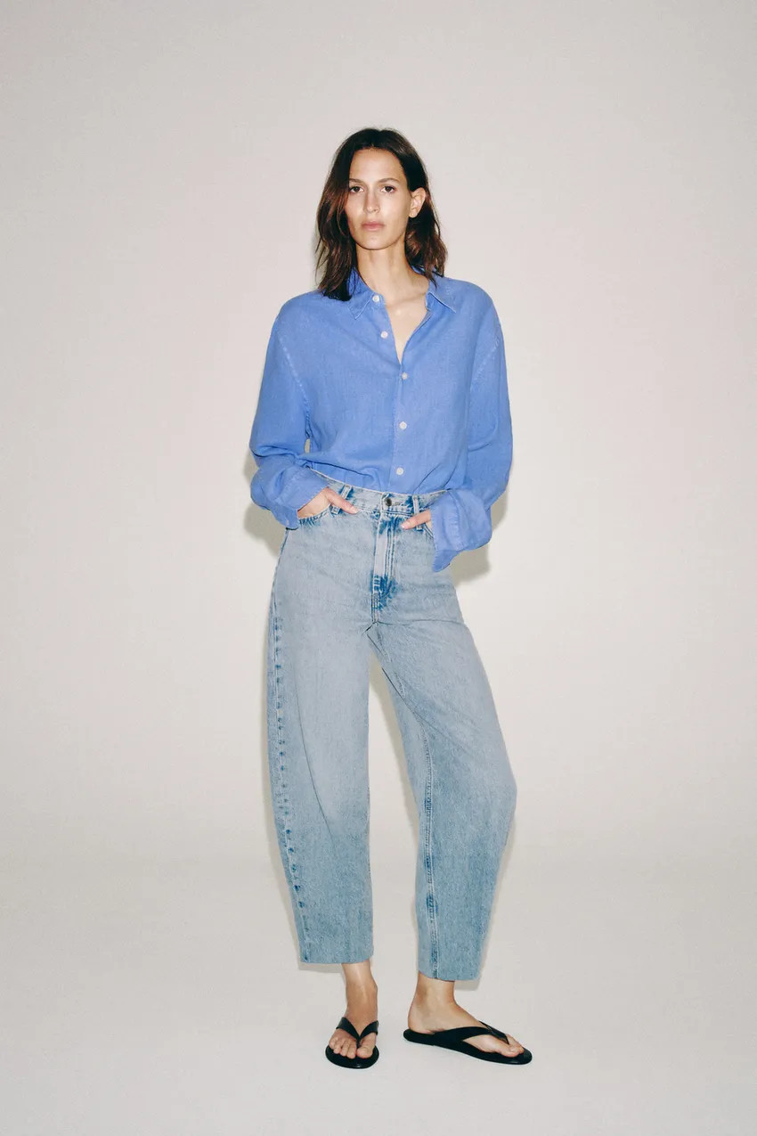 Relaxed Weekend: Oversized High-Waisted Jeans with a Linen Shirt Relaxed Weekend: Oversized High-Waisted Jeans with a Linen Shirt — High Waisted Jeans 2027