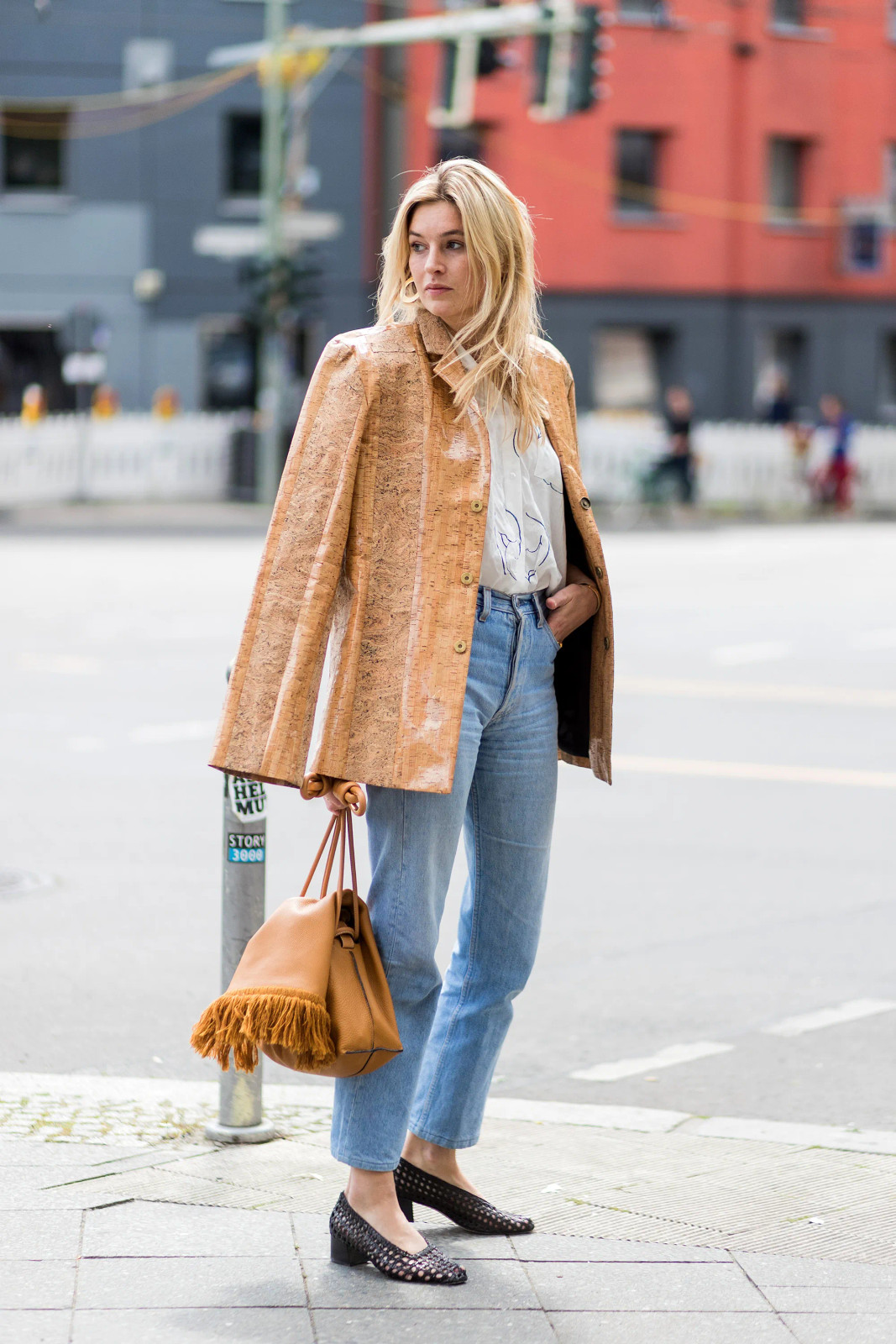 Bohemian Casual: High-Waisted Jeans with a Textured Jacket Bohemian Casual: High-Waisted Jeans with a Textured Jacket — High Waisted Jeans 2027