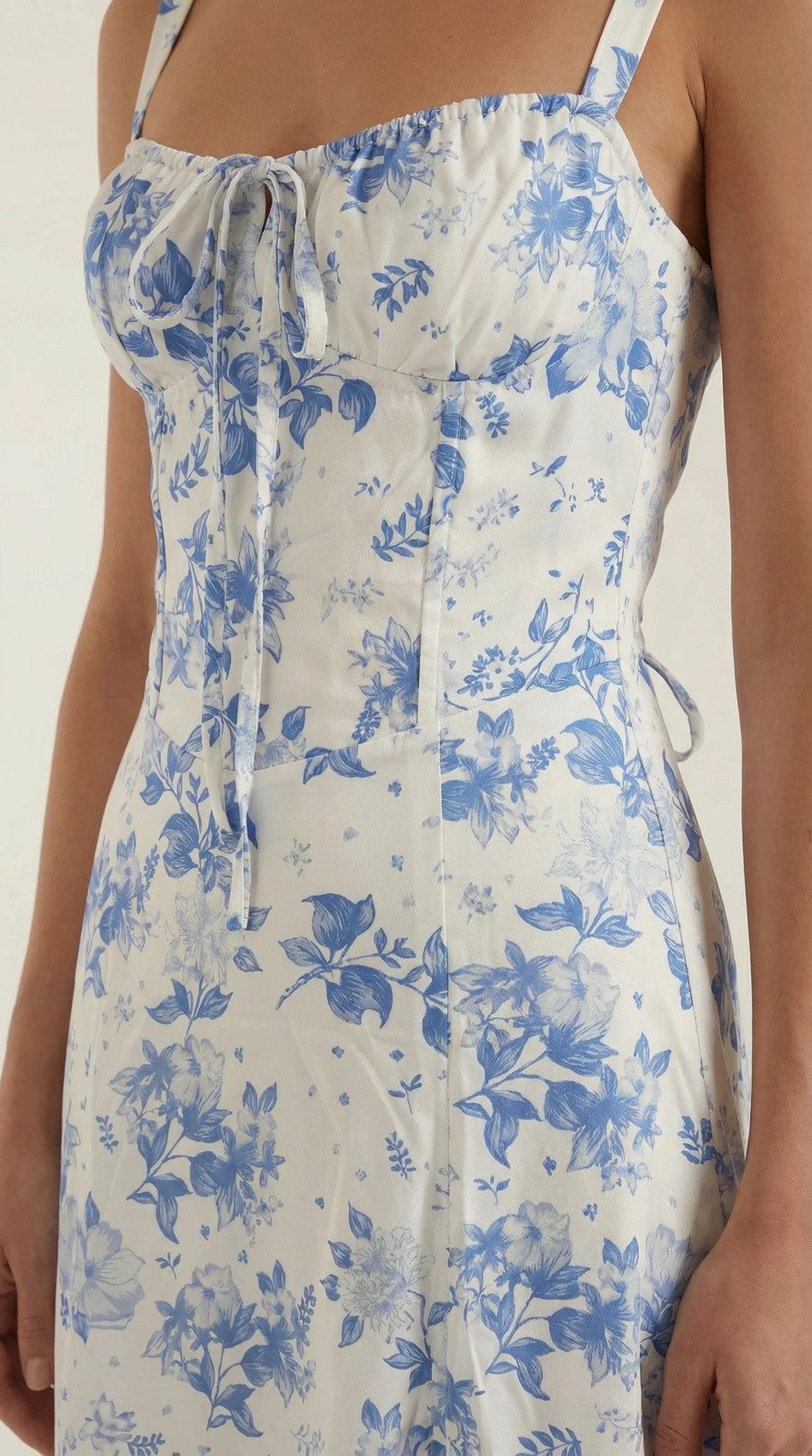 Not Visible Outfit Idea Not Visible Outfit Idea — Cute Brunch Dress 2027