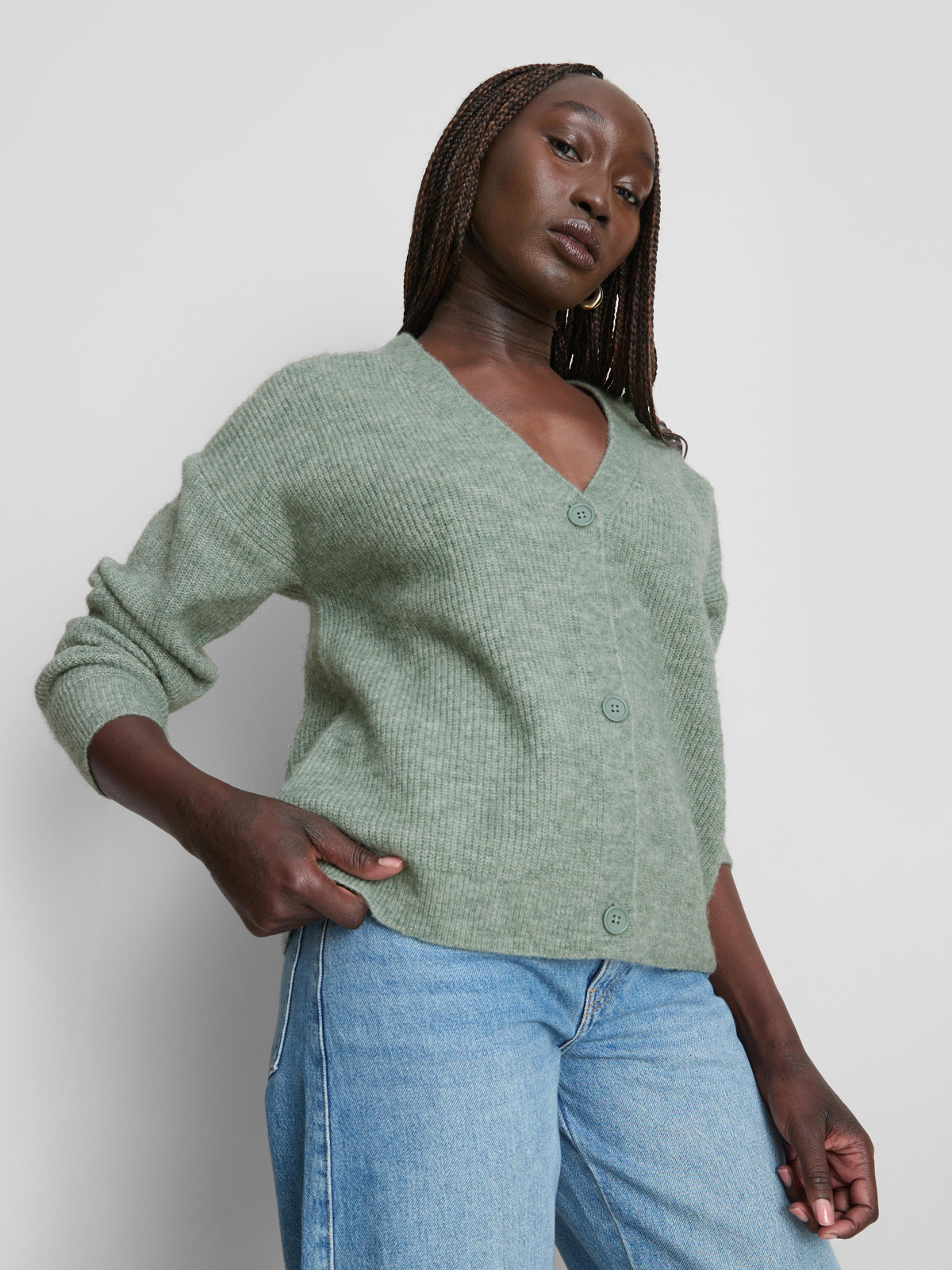 Sage Green Cardigan with Wide-Leg Denim Jeans Sage Green Cardigan with Wide-Leg Denim Jeans — Forest Green Outfits 2027