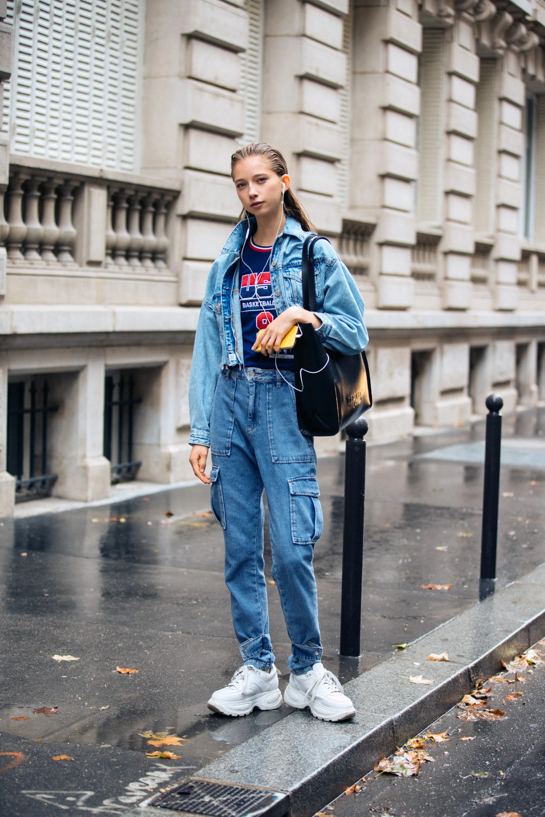Casual Chic Outfit Idea Casual Chic Outfit Idea — Cargo Pants 2027