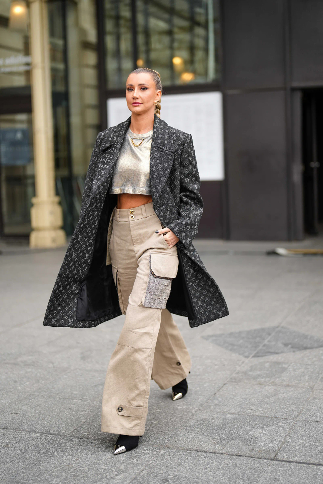 Beige Wide-Leg Cargos with Metallic Top and Patterned Coat Beige Wide-Leg Cargos with Metallic Top and Patterned Coat — Cargo Pants 2027