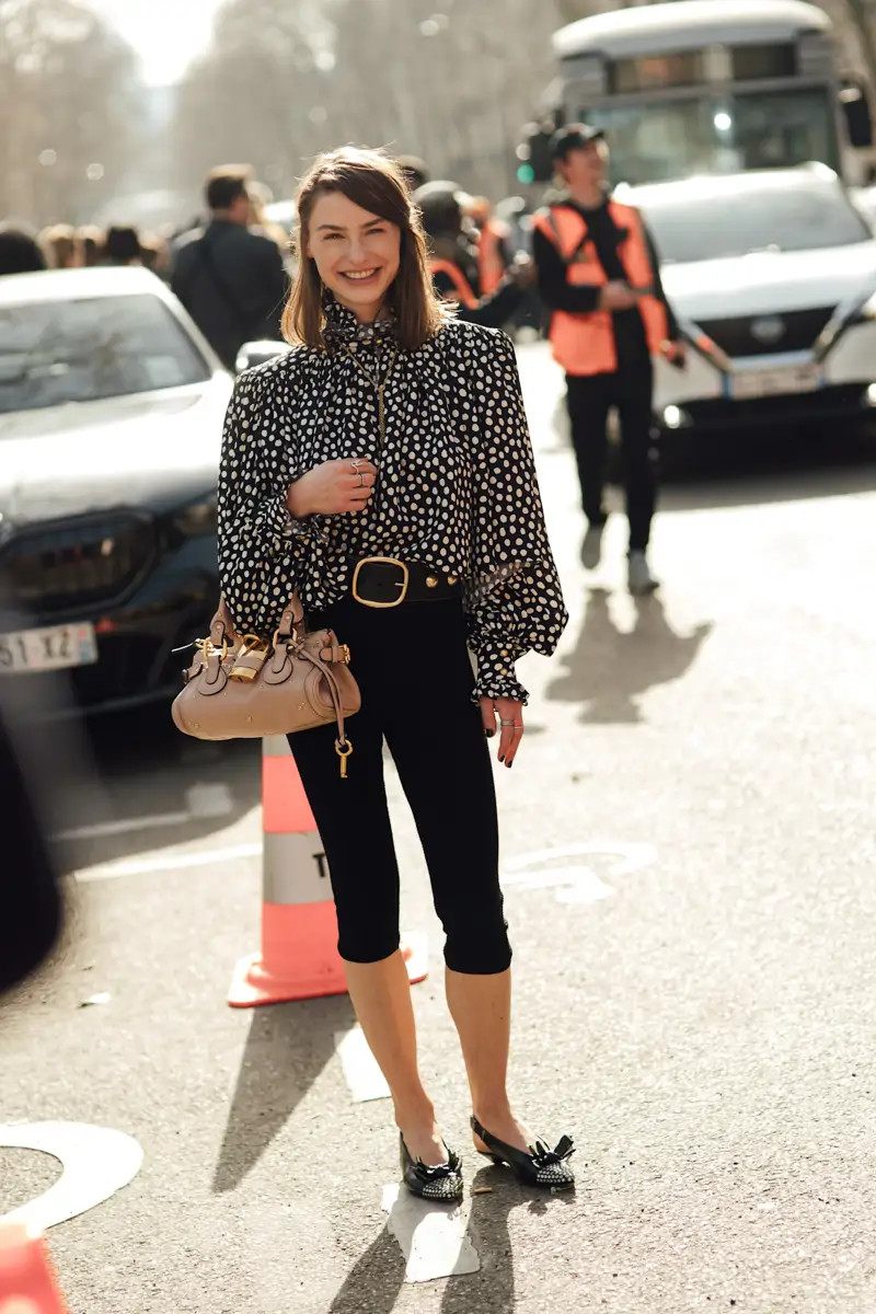 Capri Trousers with Polka Dot Blouse and Gold Accents Capri Trousers with Polka Dot Blouse and Gold Accents — Spring Trouser Outfits 2027