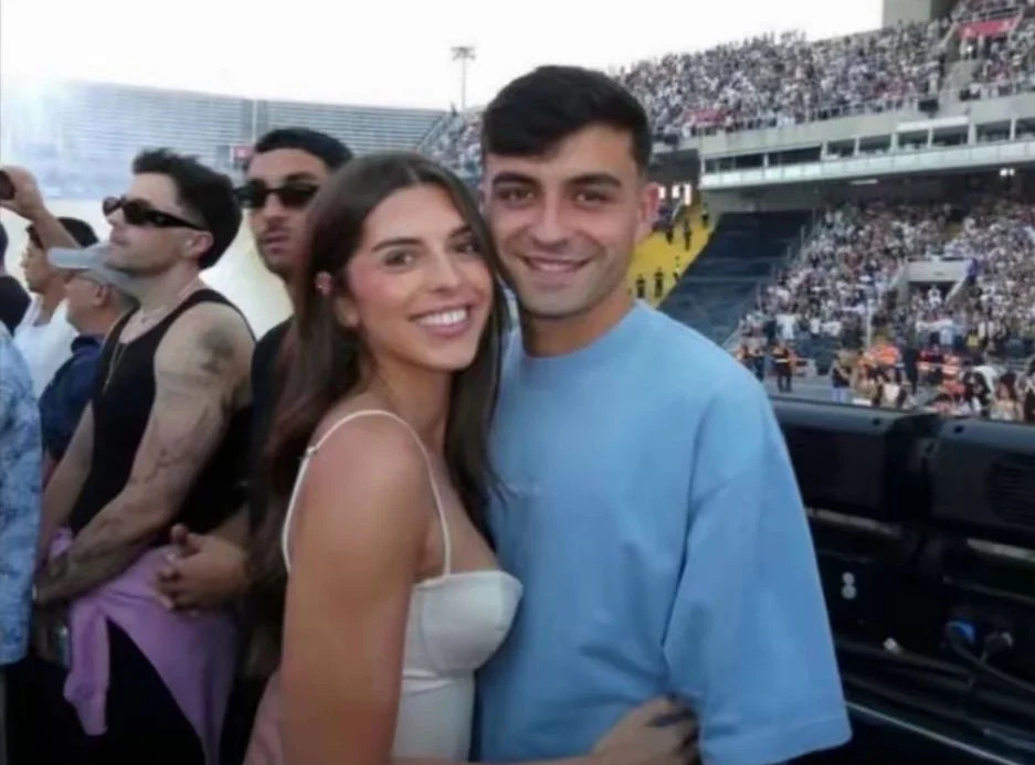 Casual Event Concert Outfit Idea Casual Event Concert Outfit Idea — Matching Couple Outfits 2027