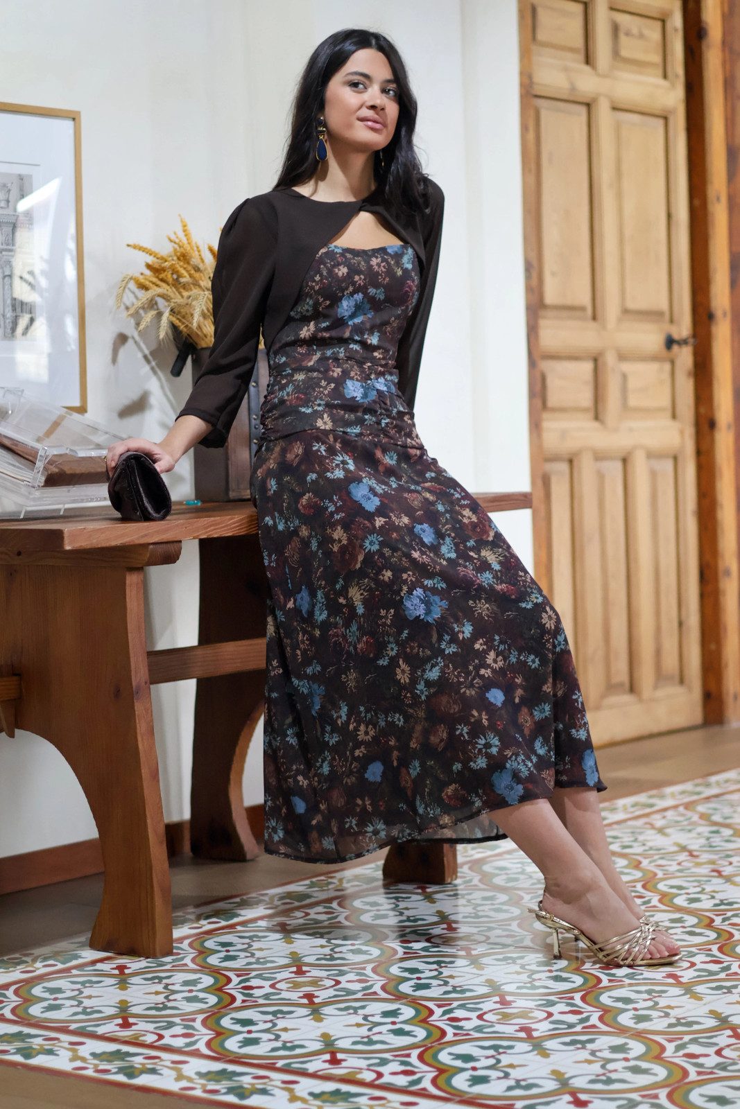 Dark Floral Midi Dress with Sheer Bolero for Elegant Evenings Dark Floral Midi Dress with Sheer Bolero for Elegant Evenings — Wedding Guest Outfits Cocktail 2027