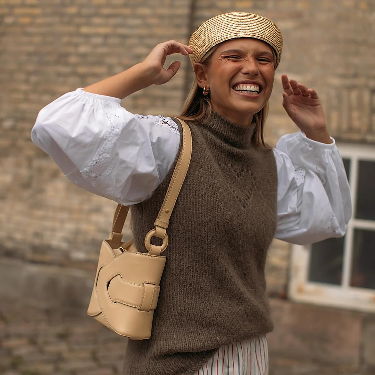 Brown Knit Turtleneck Vest with Voluminous Blouse Brown Knit Turtleneck Vest with Voluminous Blouse — Vests 2027
