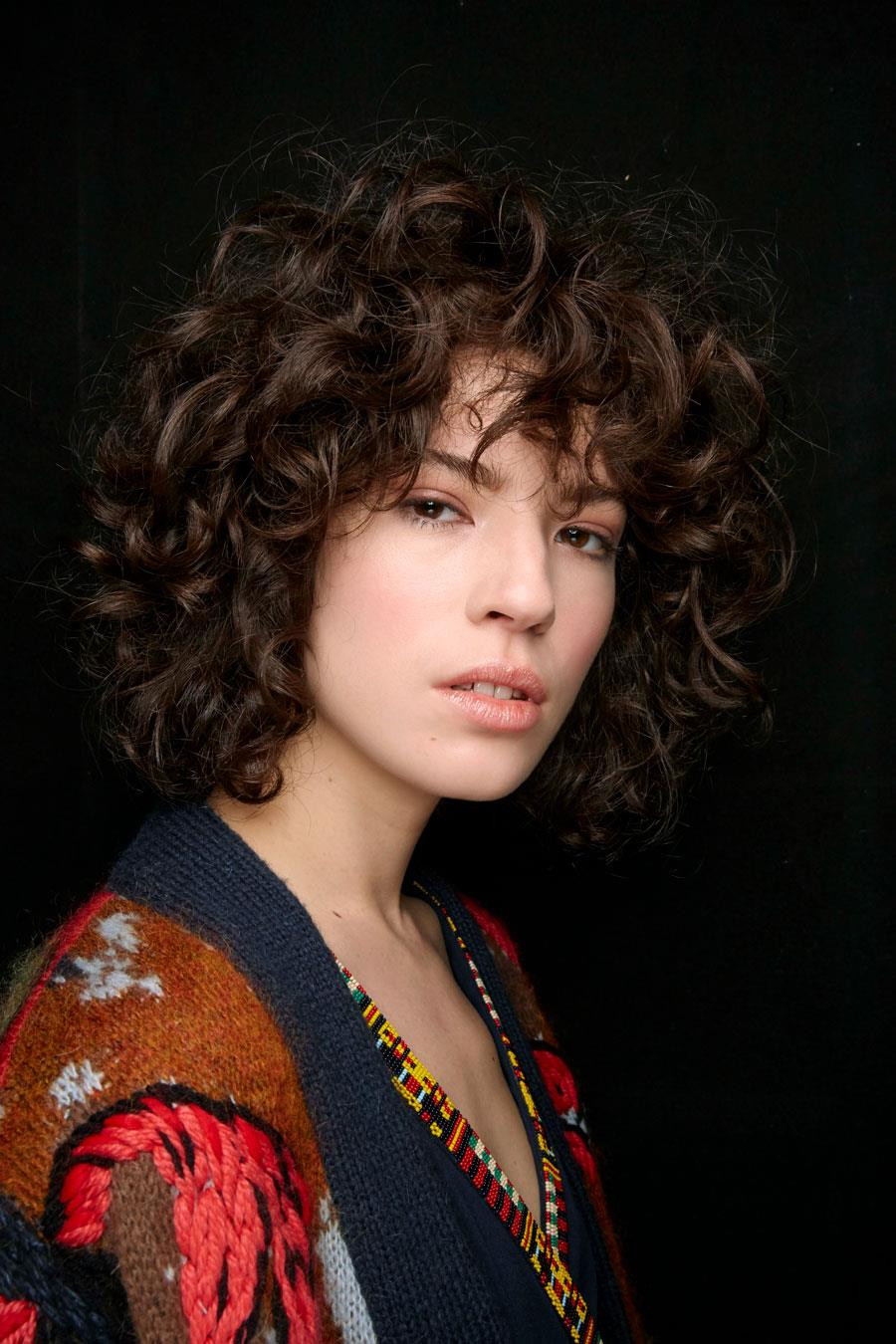 Layered Chin-Length Curly Bob Layered Chin-Length Curly Bob — 3C Hairstyles 2027