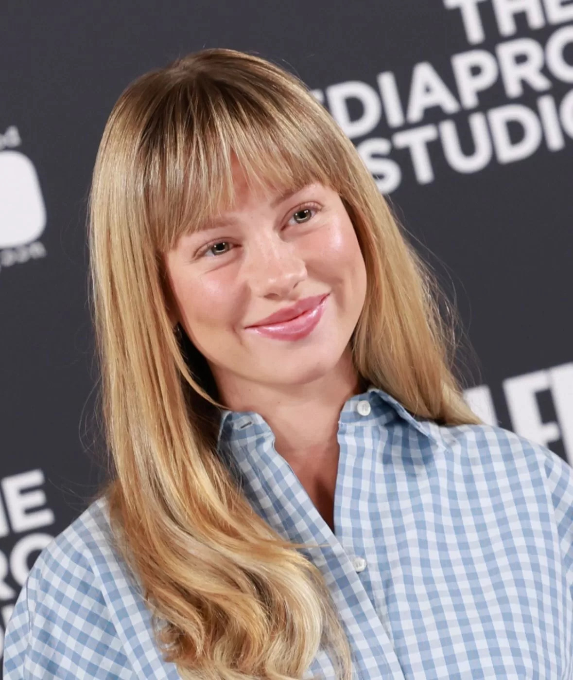 Ash Blonde Long Bob With Curtain Bangs — Blonde Bangs 2027
