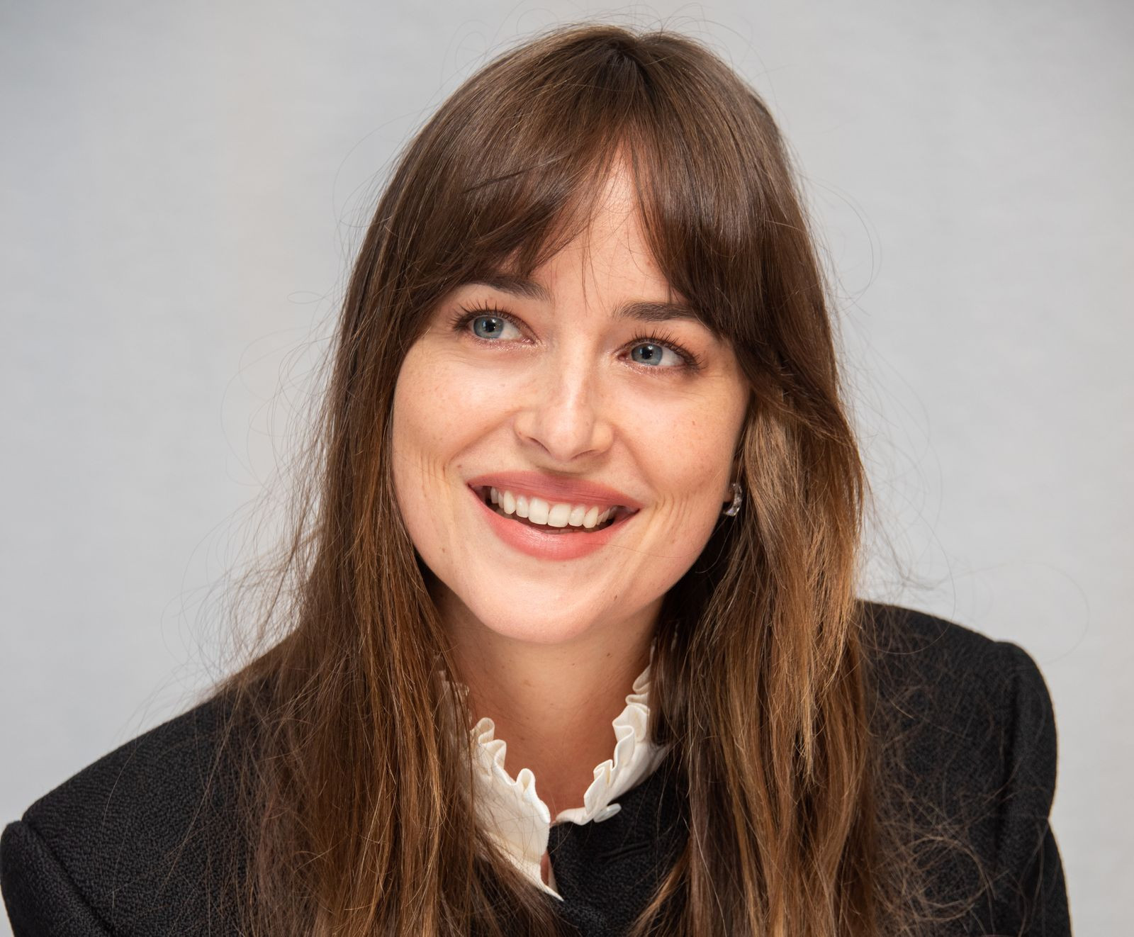 Shoulder Length Visual Idea — Bold Bangs 2027