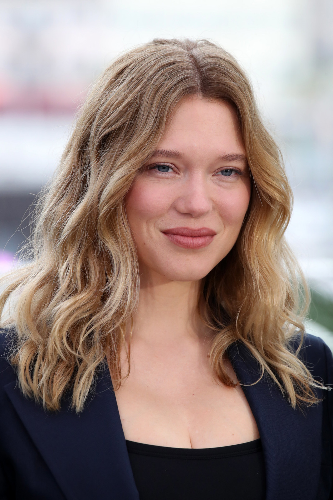 Visual Idea — Creating A Soft Hair Color 2027 for Long Face