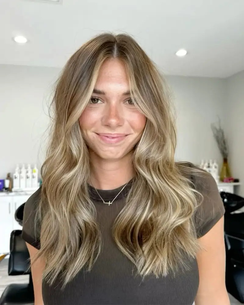 Salon Visual Idea — Beige Blonde Hair 2027