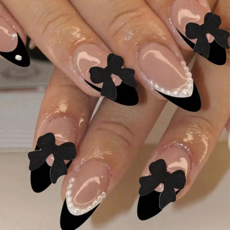 Visual Idea — Adding A Playful Yet Sophisticated Touch Visual Idea — Adding A Playful Yet Sophisticated Touch — Short Bow Nails 2027