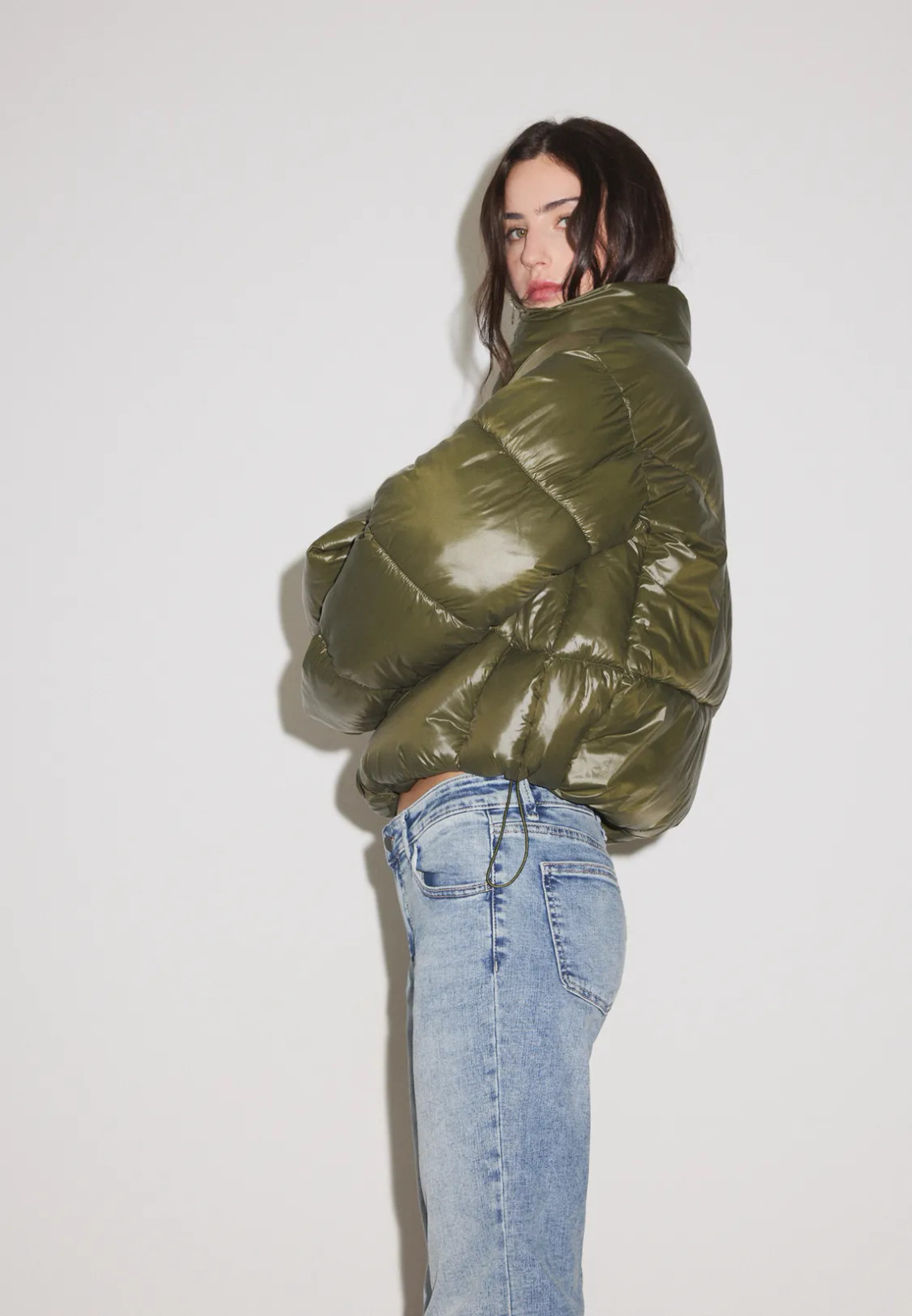 Minimalist Utility: Olive Green Puffer with High Collar Minimalist Utility: Olive Green Puffer with High Collar — Cropped Puffer Outfits 2027