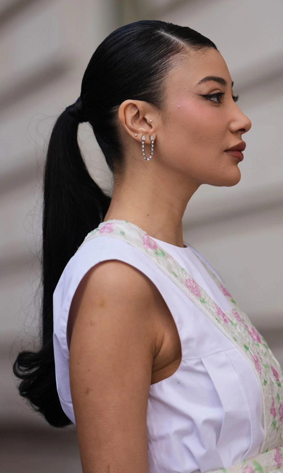 Black Visual Idea Black Visual Idea — Easy Ponytail Hairstyles 2027