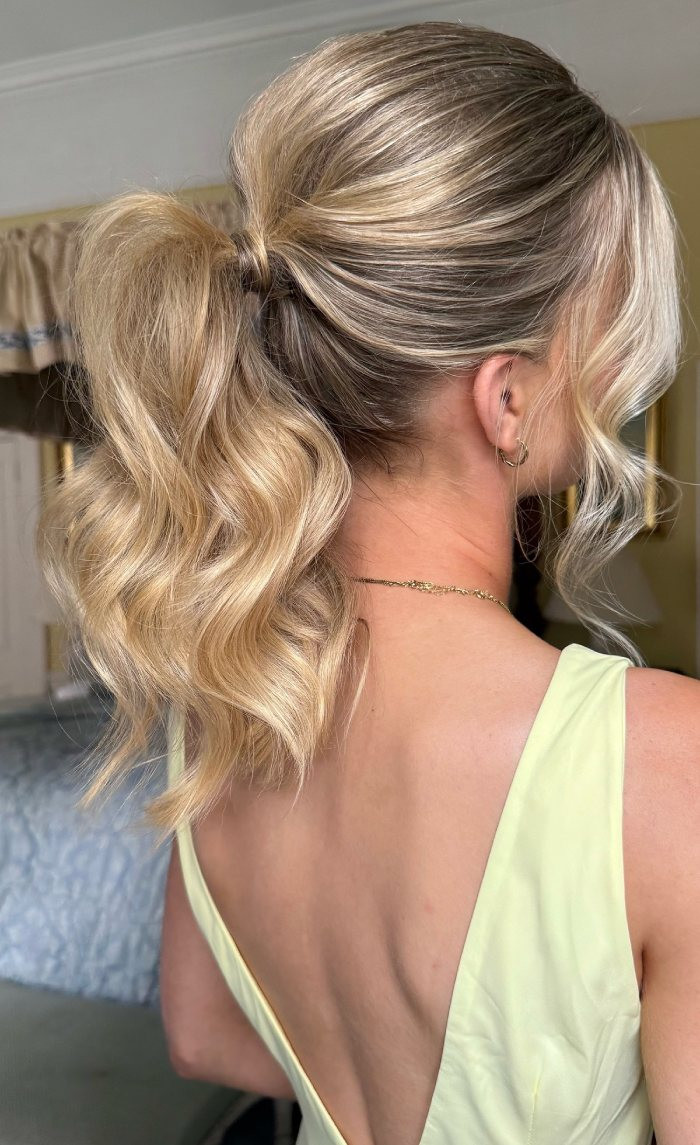 Soft Wavy Ponytail With Face-Framing Curls Soft Wavy Ponytail With Face-Framing Curls — Prom Ponytail Hairstyles 2027