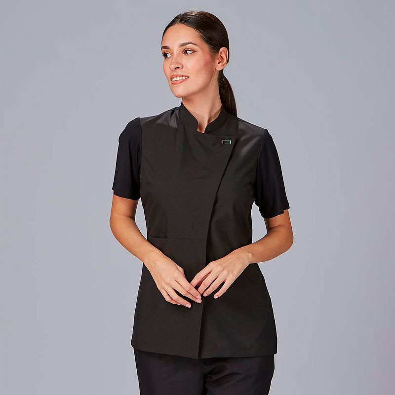 Layered Black Vest Over a T-Shirt for Elevated Workwear Layered Black Vest Over a T-Shirt for Elevated Workwear — Scrubs Outfits 2027