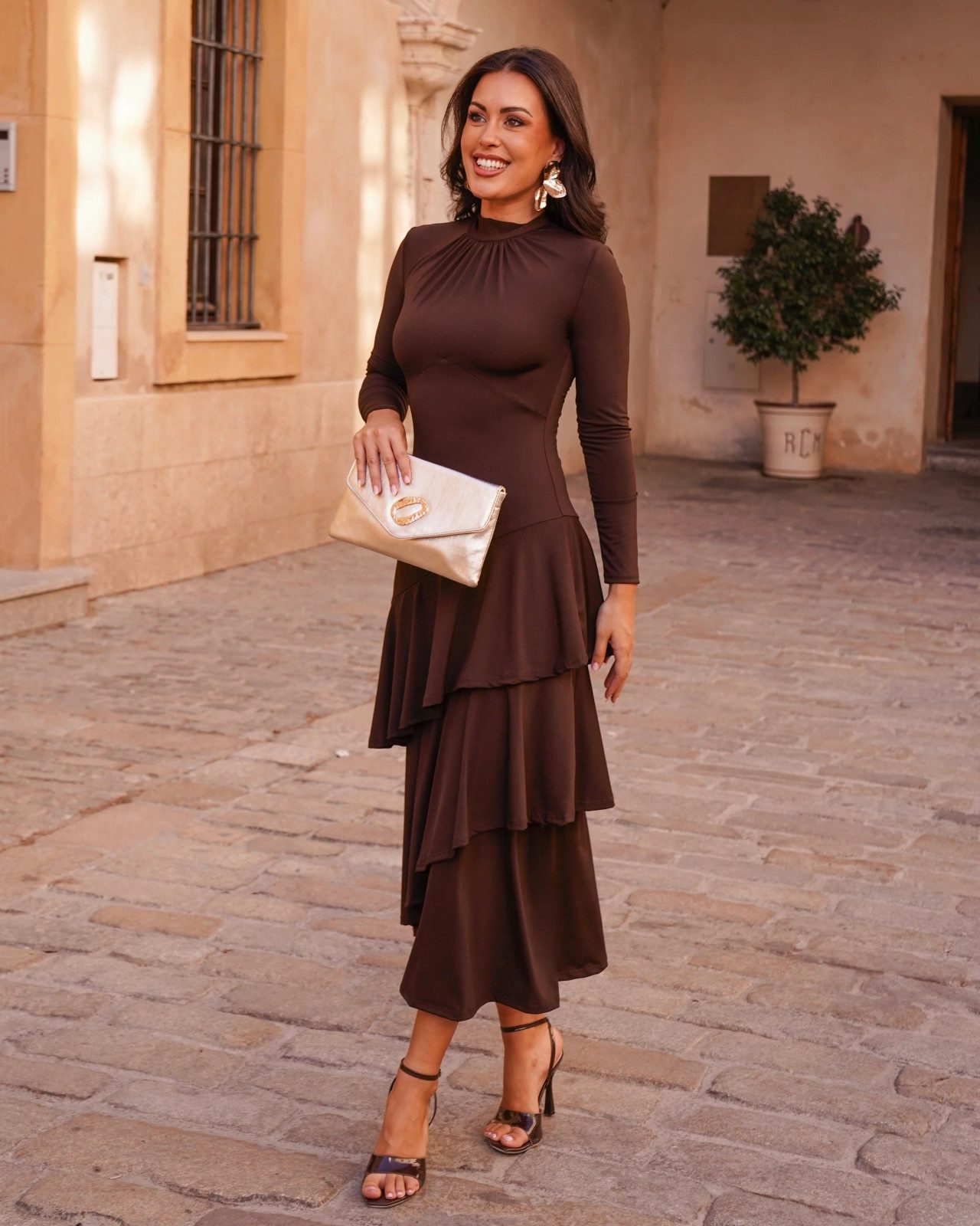 Elegant Tiered Ruffled Dress for Daytime Events Elegant Tiered Ruffled Dress for Daytime Events — Rich Mom Outfits 2027