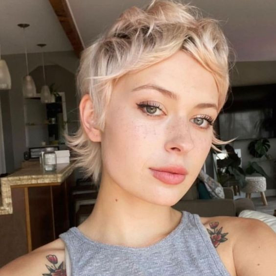 Soft Wavy Light Blonde Pixie Soft Wavy Light Blonde Pixie — Pixie Haircuts 2027