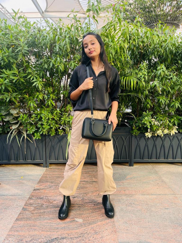 Chic Cargo Pants with Satin Shirt and Ankle Boots — Boston Outfits 2027