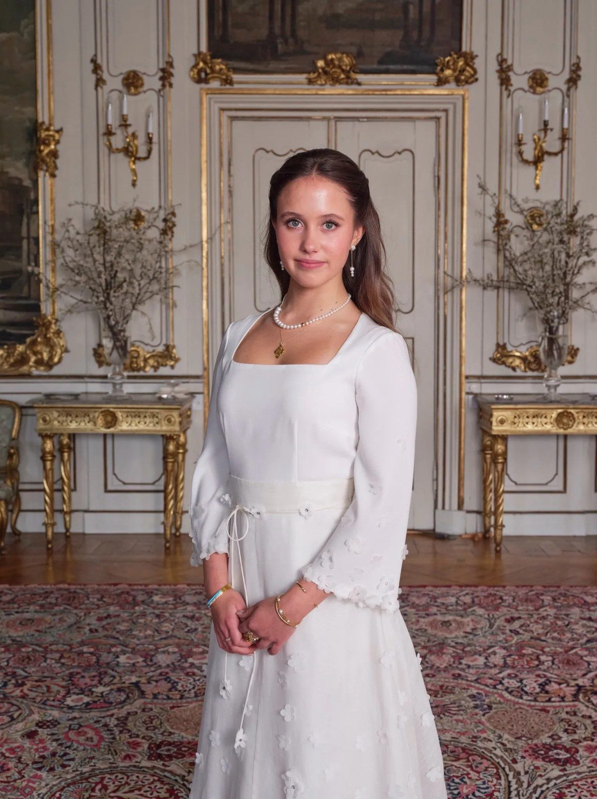 Embellished White Long-Sleeve Dress for a Graceful Confirmation Embellished White Long-Sleeve Dress for a Graceful Confirmation — Confirmation Outfits 2027