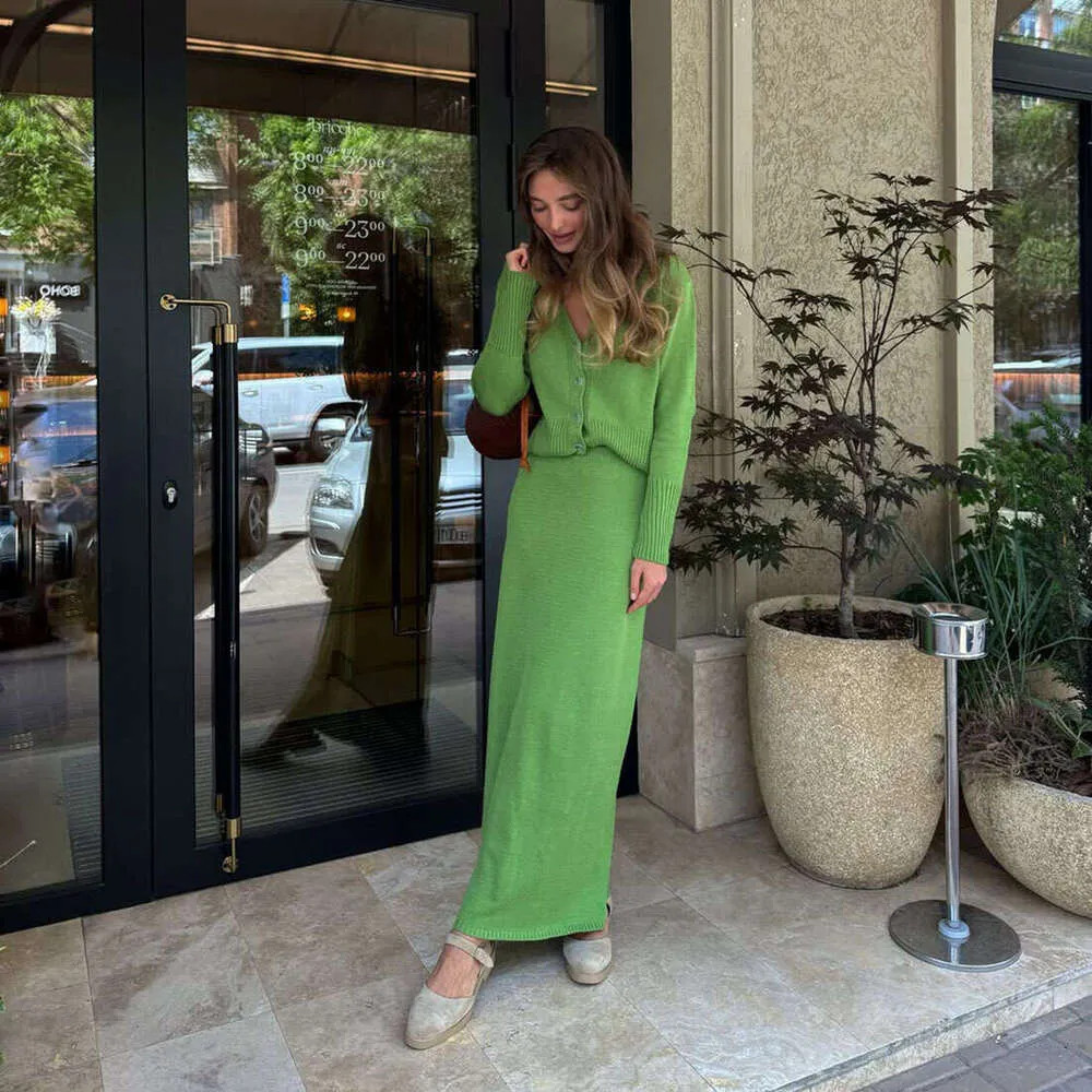 Light Green Knit Matching Set with Maxi Skirt Light Green Knit Matching Set with Maxi Skirt — Forest Green Outfits 2027