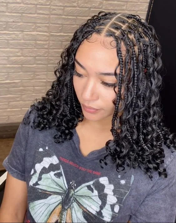 Collarbone Bob Braids With Contrasting Curly Ends Collarbone Bob Braids With Contrasting Curly Ends — Bob Knotless Braids 2027