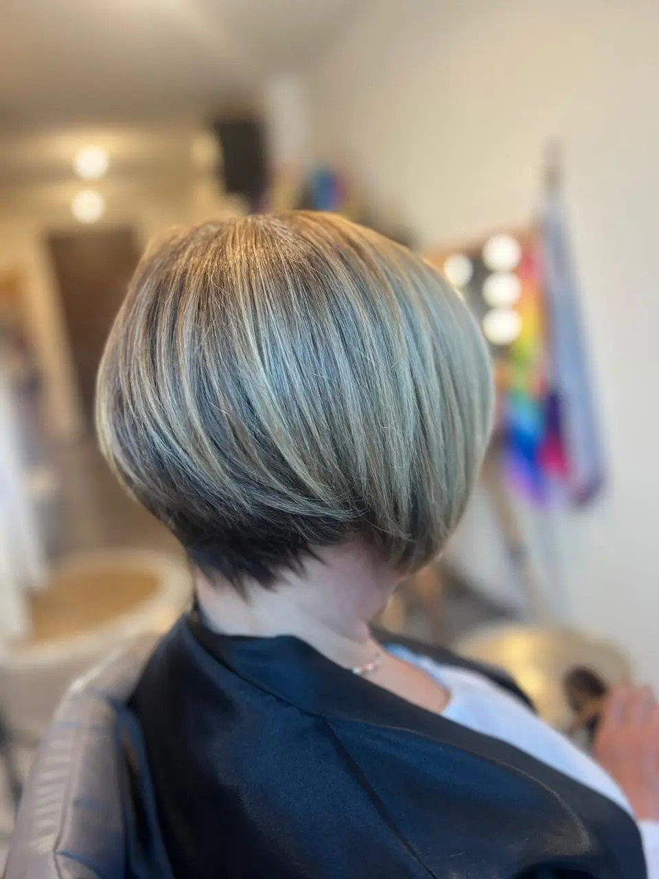 Smooth Graduated Pixie With Subtle Balayage Smooth Graduated Pixie With Subtle Balayage — Balayage Pixie 2027