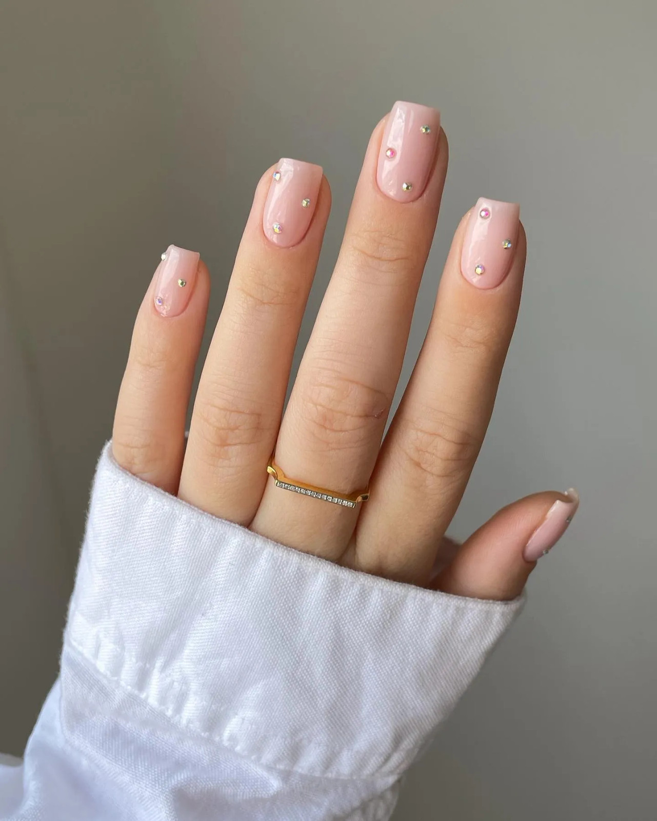 Short Square Rhinestone Pearl Dusty Rose Nails Short Square Rhinestone Pearl Dusty Rose Nails — Dusty Rose Nails 2027