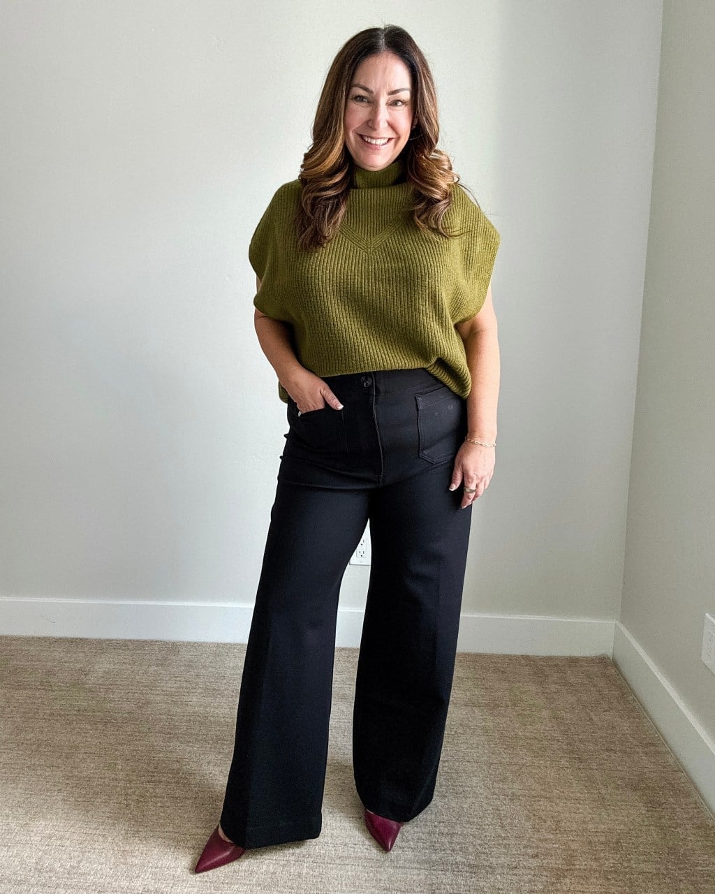 Olive Green Sweater Black Wide Leg Pants Smart Casual Olive Green Sweater Black Wide Leg Pants Smart Casual — Midsize Outfits 2027