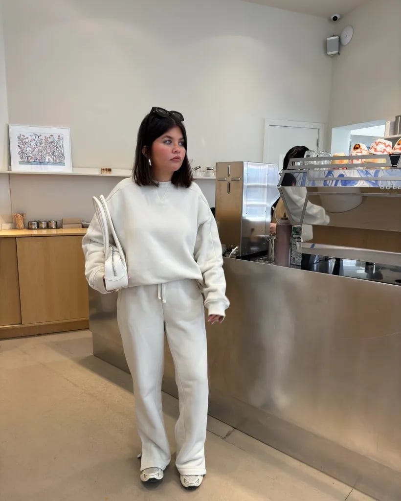 Cream Sweat Set White Sneakers Relaxed Monochromatic Cream Sweat Set White Sneakers Relaxed Monochromatic — Midsize Outfits 2027