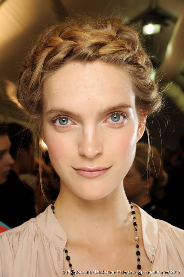 Blonde Wavy Braided Crown with Face Framing Blonde Wavy Braided Crown with Face Framing — Milkmaid Braid 2027