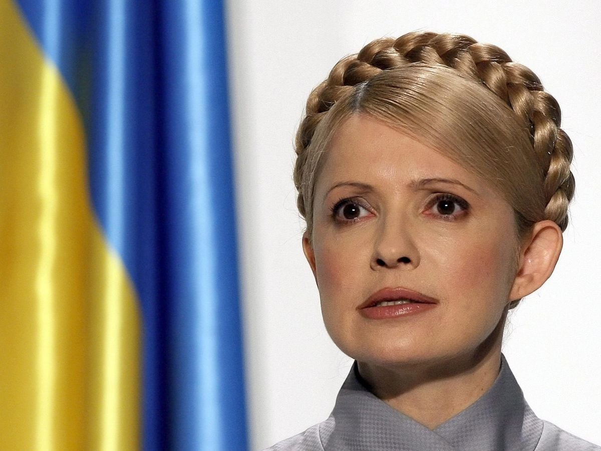 Platinum Blonde Tight Braided Crown Platinum Blonde Tight Braided Crown — Milkmaid Braid 2027