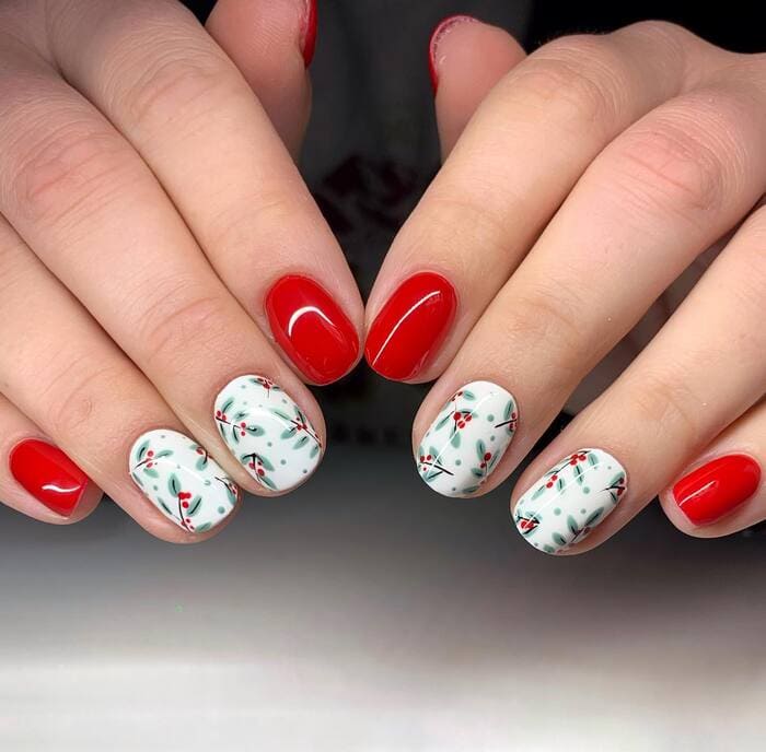 Short Oval Red White Mistletoe Pattern Nails Short Oval Red White Mistletoe Pattern Nails — Mistletoe Nails 2026