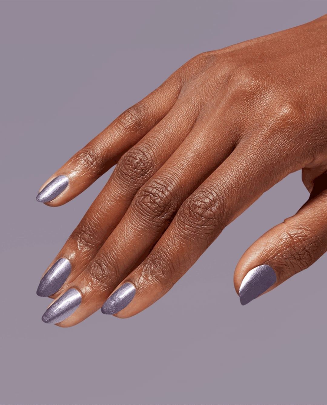 Medium Almond Muted Silver Lilac Shimmer Medium Almond Muted Silver Lilac Shimmer — Muted Metallic Nails 2027