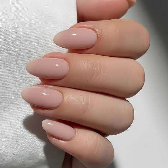 Short Almond Nails Minimalist White French Short Almond Nails Minimalist White French — Nail Shapes 2027 for Short Nail Beds