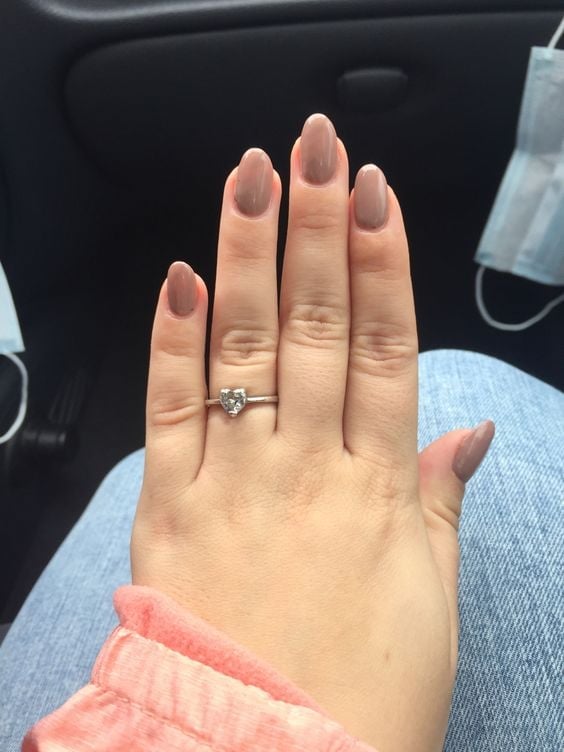 Medium Almond Glossy Nude Brown Medium Almond Glossy Nude Brown — Nails 2027 for Fat Fingers