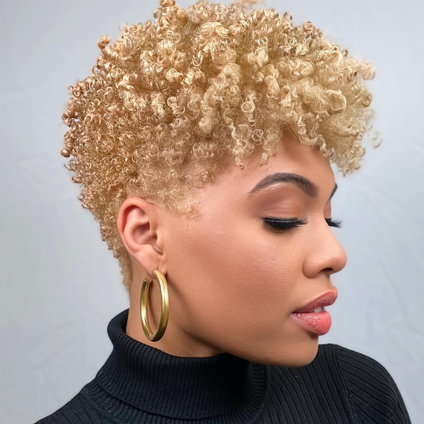 Platinum Blonde Tapered Cut With Tight Curls Platinum Blonde Tapered Cut With Tight Curls — Natural Hairstyles 2027 for 4A Hair
