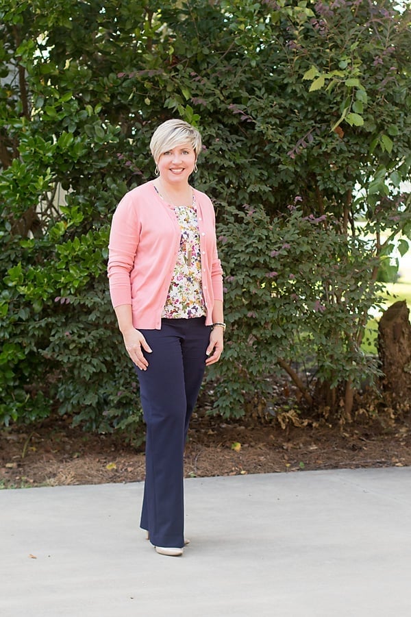 Navy Straight Leg Pants With Floral Top — Navy Blue Straight Leg Pants Outfits 2027