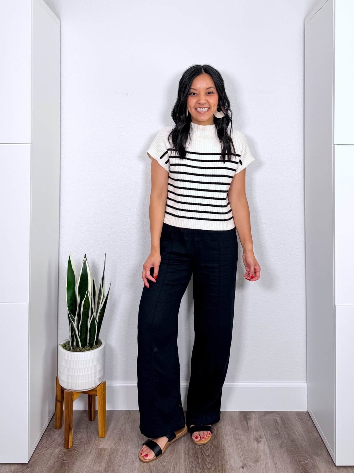 Black And White Striped Sweater With Wide Leg Pants — Navy Blue Straight Leg Pants Outfits 2027